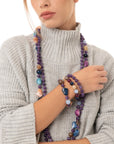 Bracciale elastico a tre linee con sfere in acrilico e vetro tono viola - Mya Accessories
