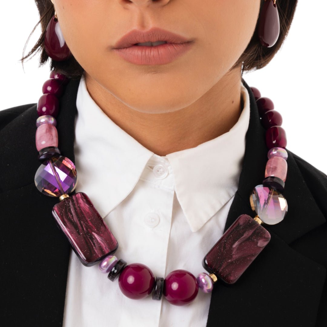 Collana girocollo con pietre in acrilico tono viola - Mya Accessories