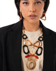 Collana con forme geometriche pendenti in metallo ed acrilico tono marrone - Mya Accessories