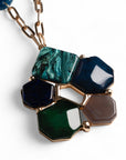 Collana lunga a catena con pendente a forma di fiore in acrilico e resina tono blu - Mya Accessories