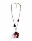 Collana lunga a catena con pendente a forma di fiore in acrilico e resina tono viola - Mya Accessories