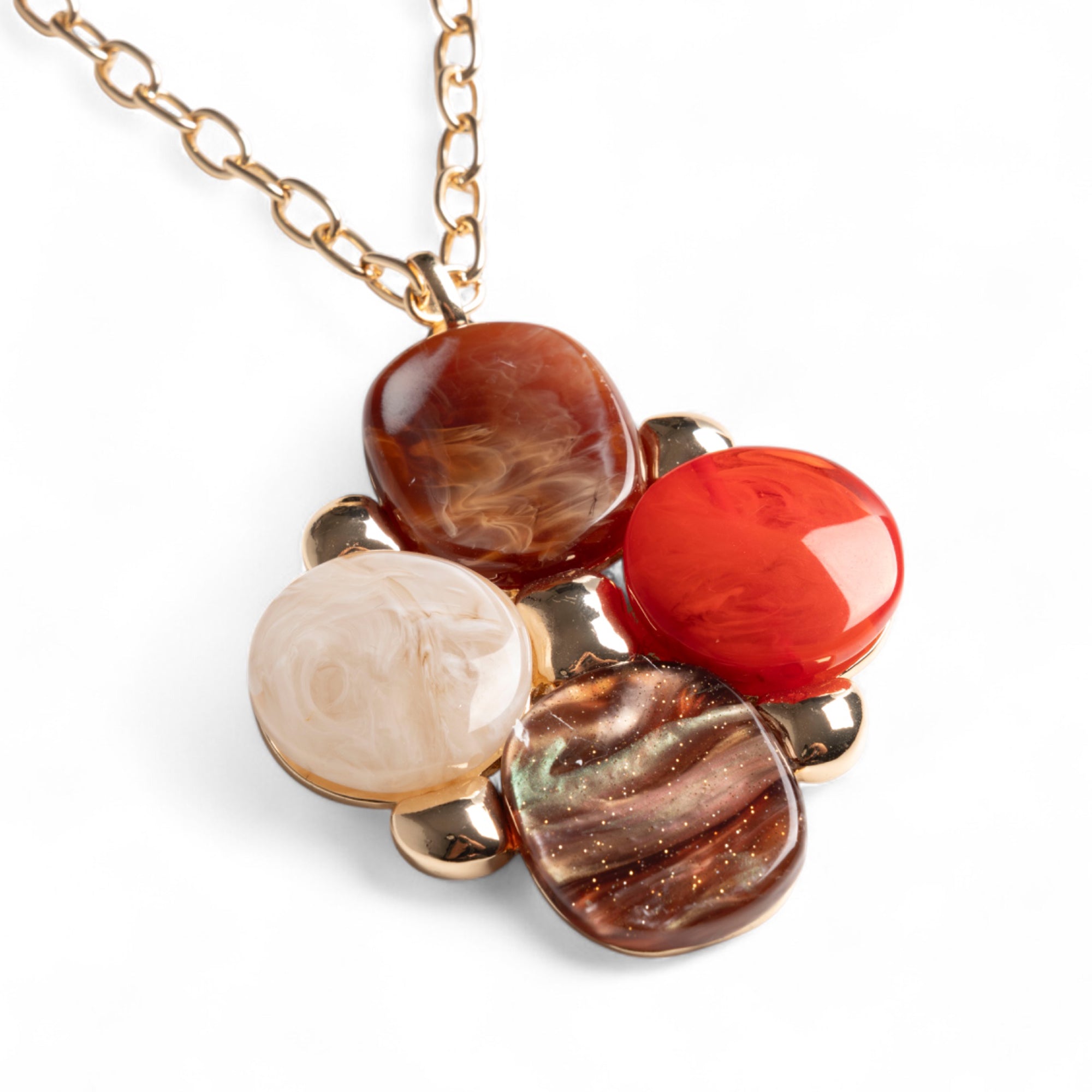 Collana lunga a catena con pendente a forma di fiore in acrilico e resina tono beige - Mya Accessories
