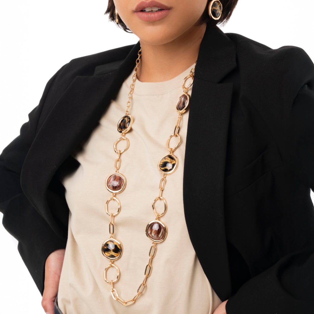 Collana lunga a catena con inserti circolari in acrilico leopardato tono beige - Mya Accessories