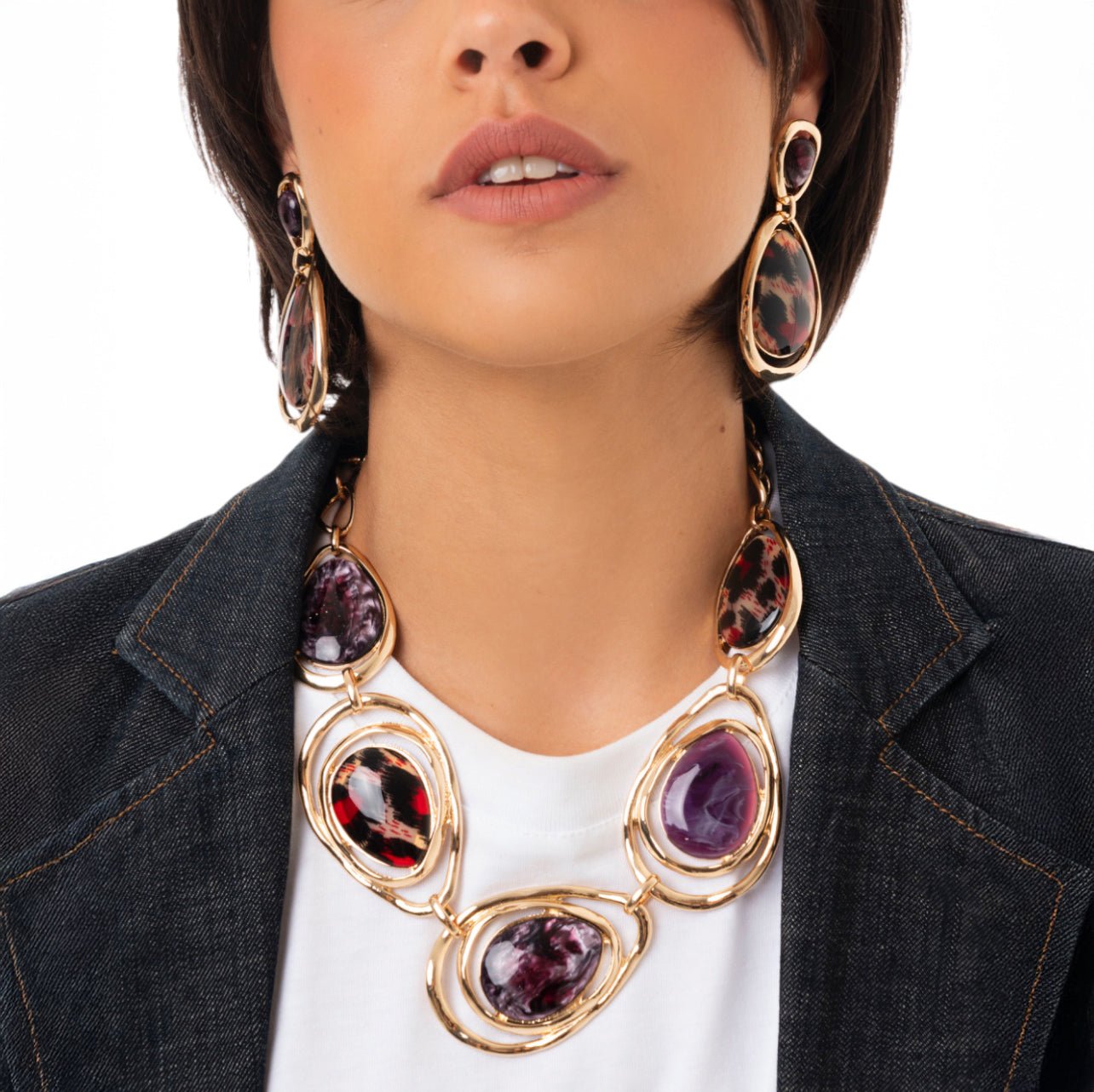 Collana girocollo a catena con inserti in acrilico tono marrone marmorizzato - Mya Accessories