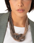 Collana girocollo multifilo di microcristalli con nodo tono beige e grigio - Mya Accessories