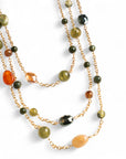 Collana lunga multifilo a catena con pietre in acrilico e vetro tono verde - Mya Accessories