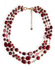 Collana a tre fili con pietre in acrilico e vetro tono rosso - Mya Accessories