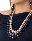 Collana girocollo a tre fili di sfere in acrilico tono blu - Mya Accessories