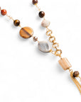 Collana lunga a catena con pietre semidure e vetro tono beige - Mya Accessories