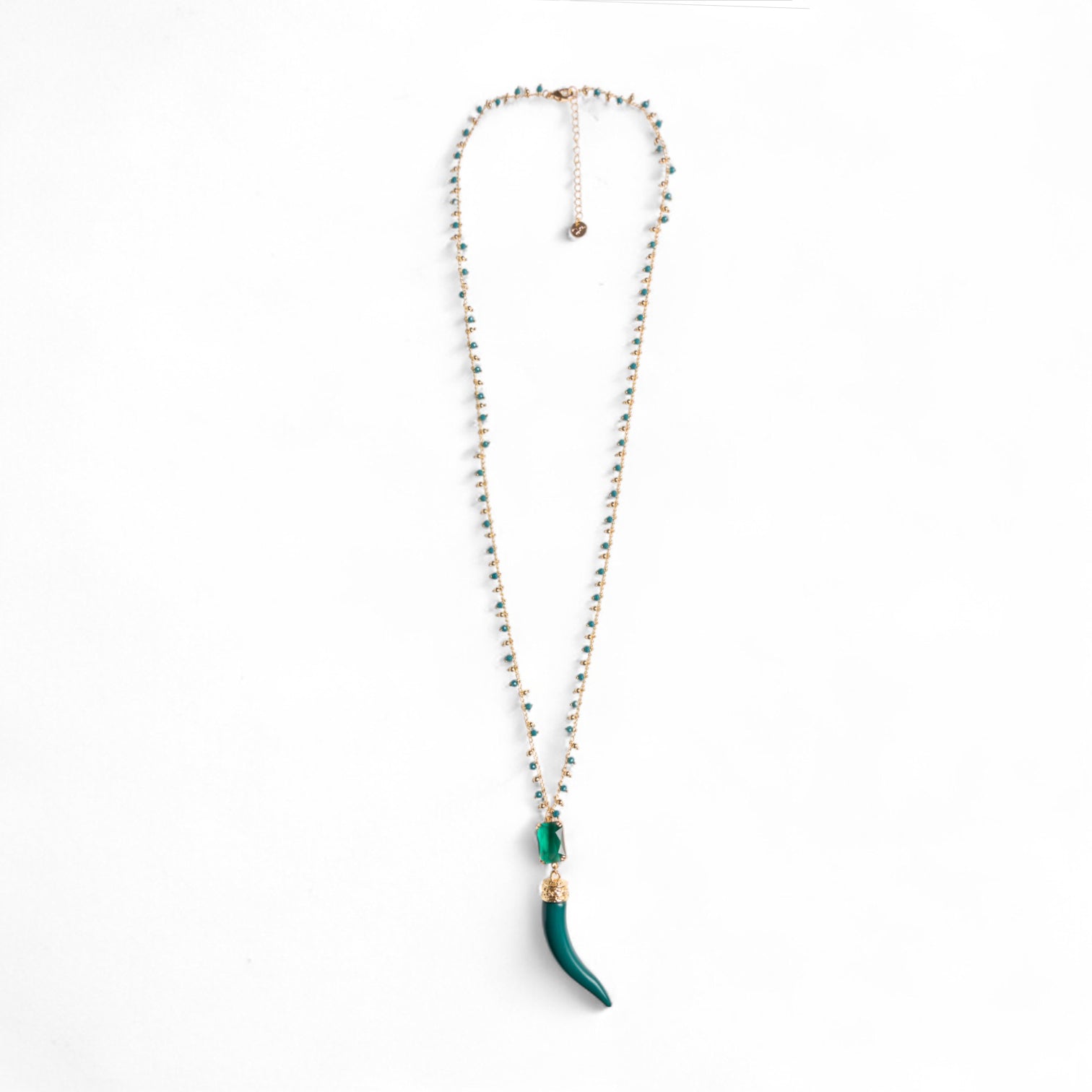 Collana lunga a catena con pendente a forma di corno in resina verde petrolio - Mya Accessories
