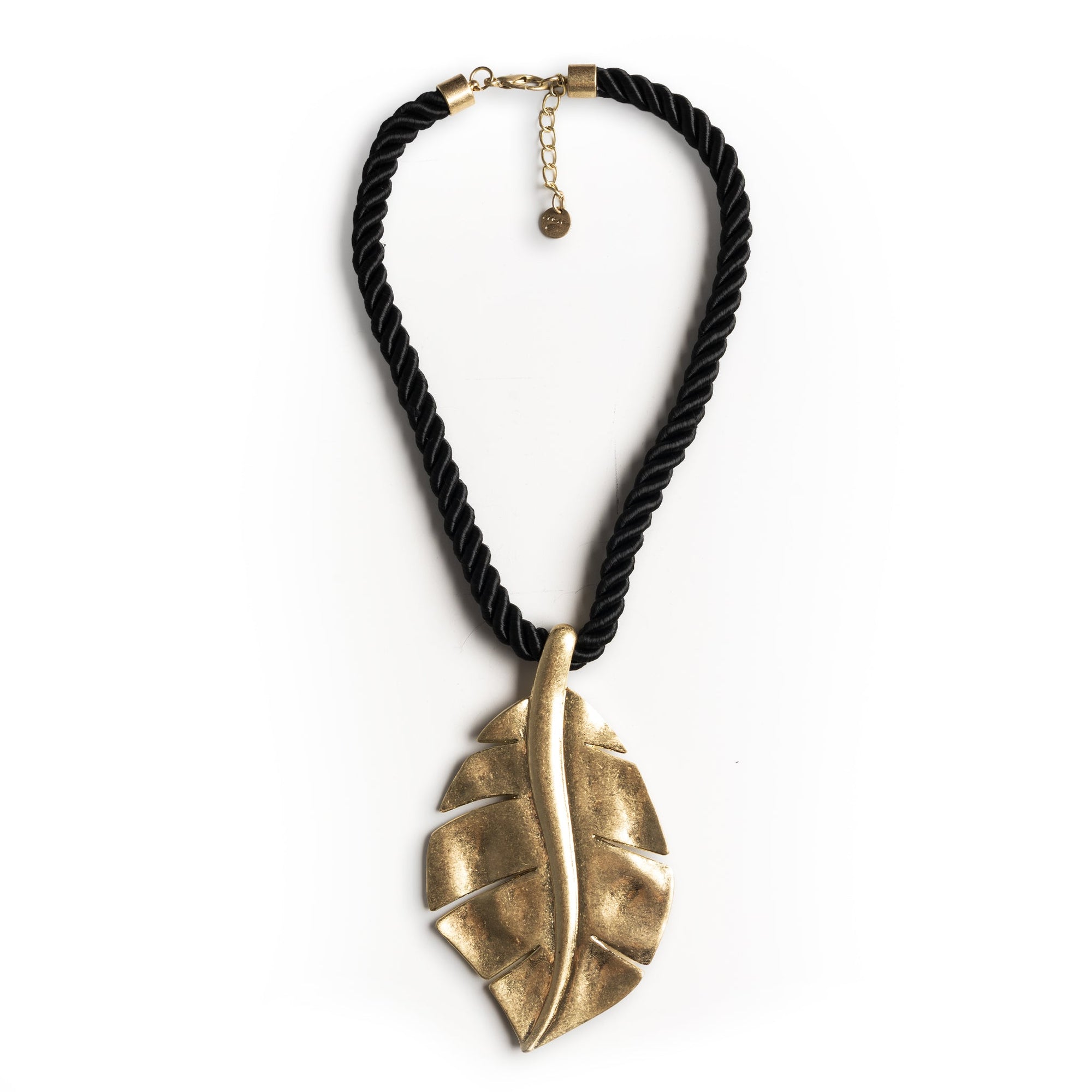 Collana girocollo a laccio nero con pendente a forma di foglia metallo satinato - Mya Accessories