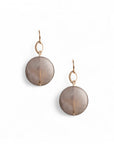 Orecchini pendenti con pietra schiacciata in acrilico grigia - Mya Accessories