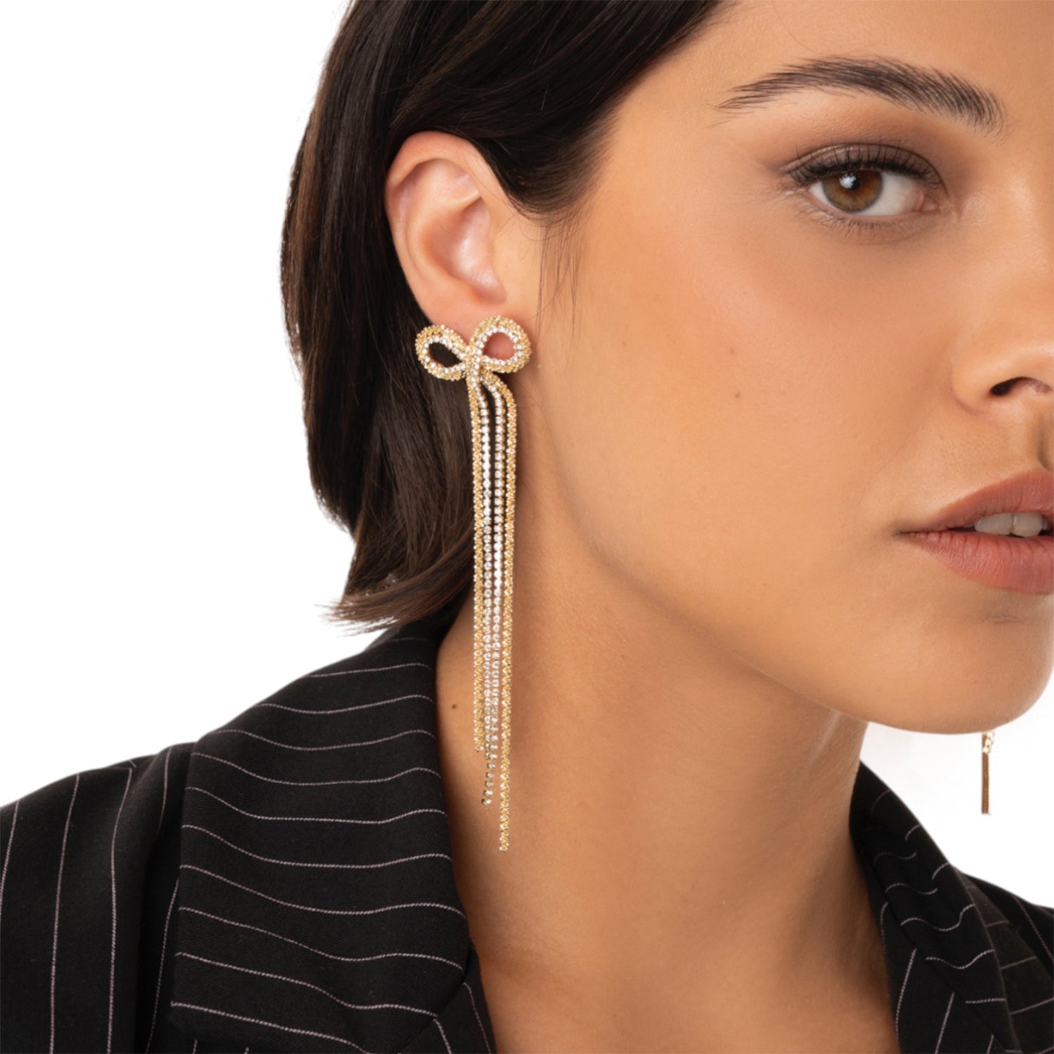 Orecchini a fiocco in fili di metallo pendenti con strass in vetro crystal - Mya Accessories