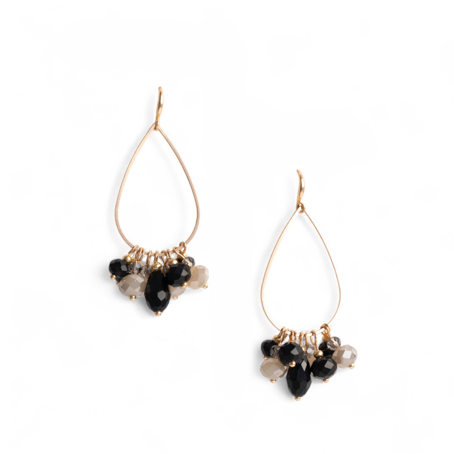 Orecchini pendenti con filo in metallo a goccia e pietre in vetro tono nero - Mya Accessories