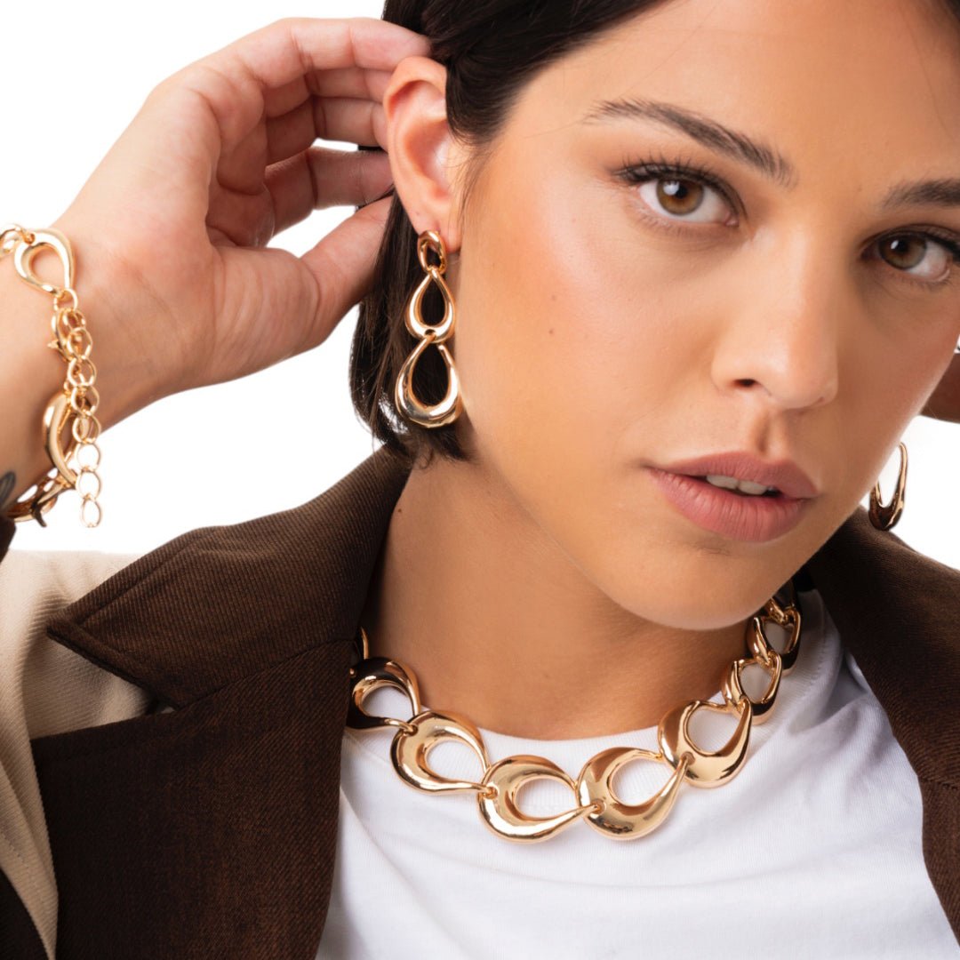 Orecchini pendenti in metallo con catena a goccia - Mya Accessories
