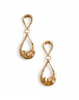 Orecchini pendenti in metallo martellato con design a goccia - Mya Accessories