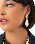 Orecchini pendenti con doppia foglia in metallo - Mya Accessories