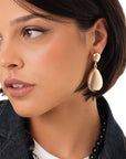 Orecchini pendenti in metallo a goccia - Mya Accessories
