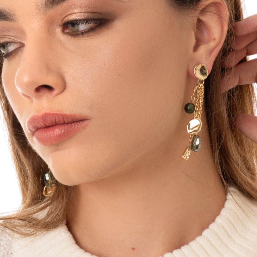 Orecchini pendenti a catena con pietre in acrilico tono verde - Mya Accessories
