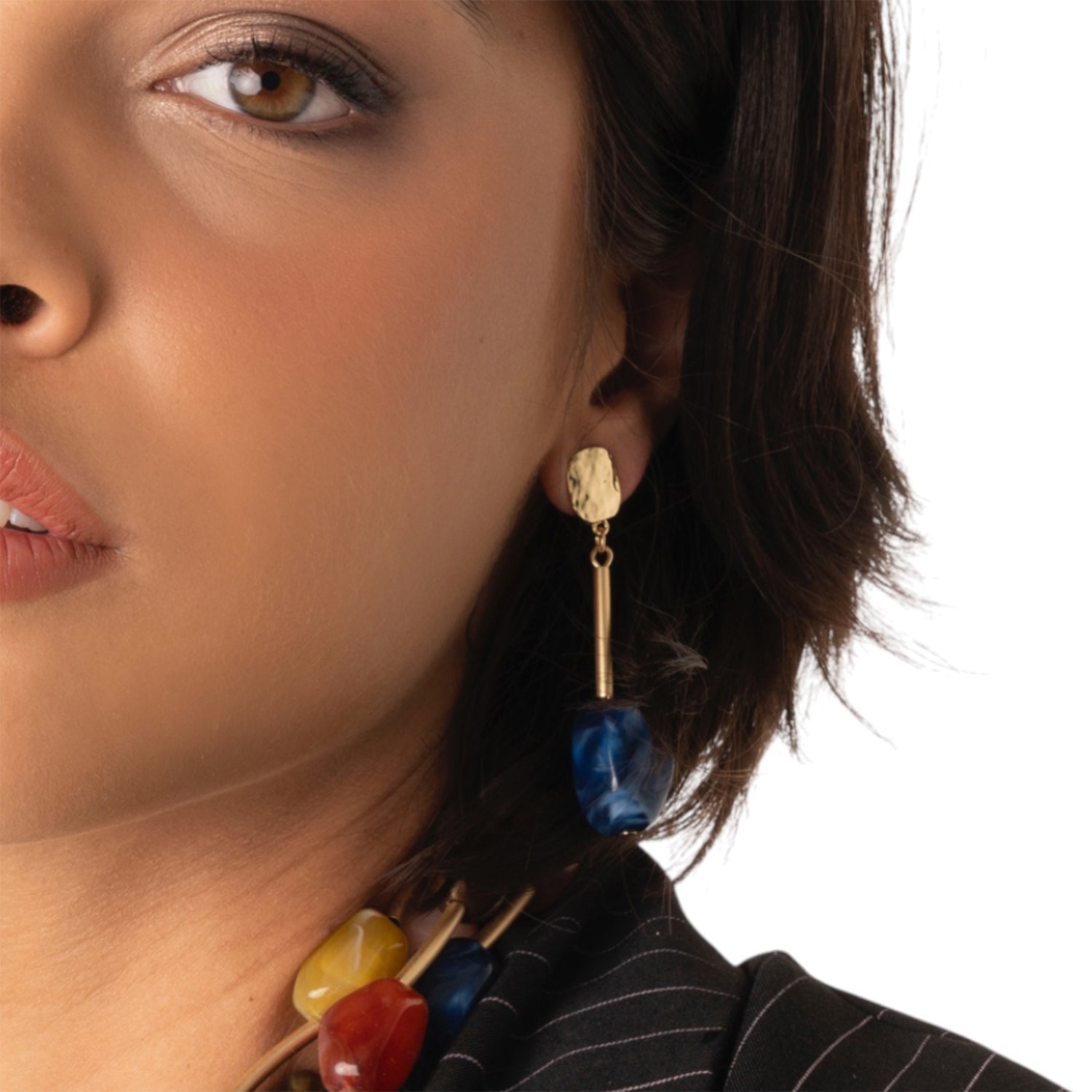 Orecchini pendenti in metallo con pietra in acrilico blu - Mya Accessories