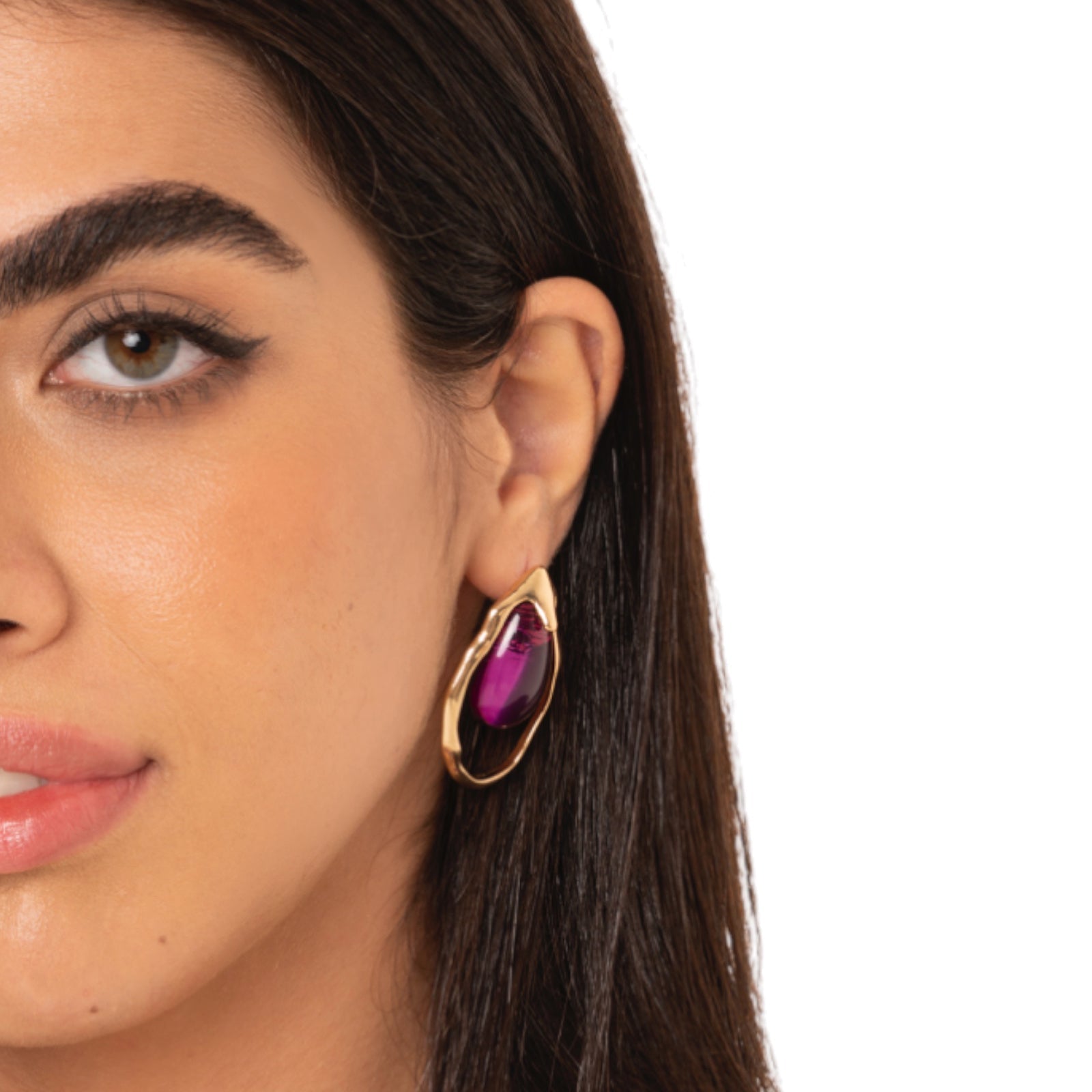 Orecchini in metallo a goccia con pietra in resina viola - Mya Accessories