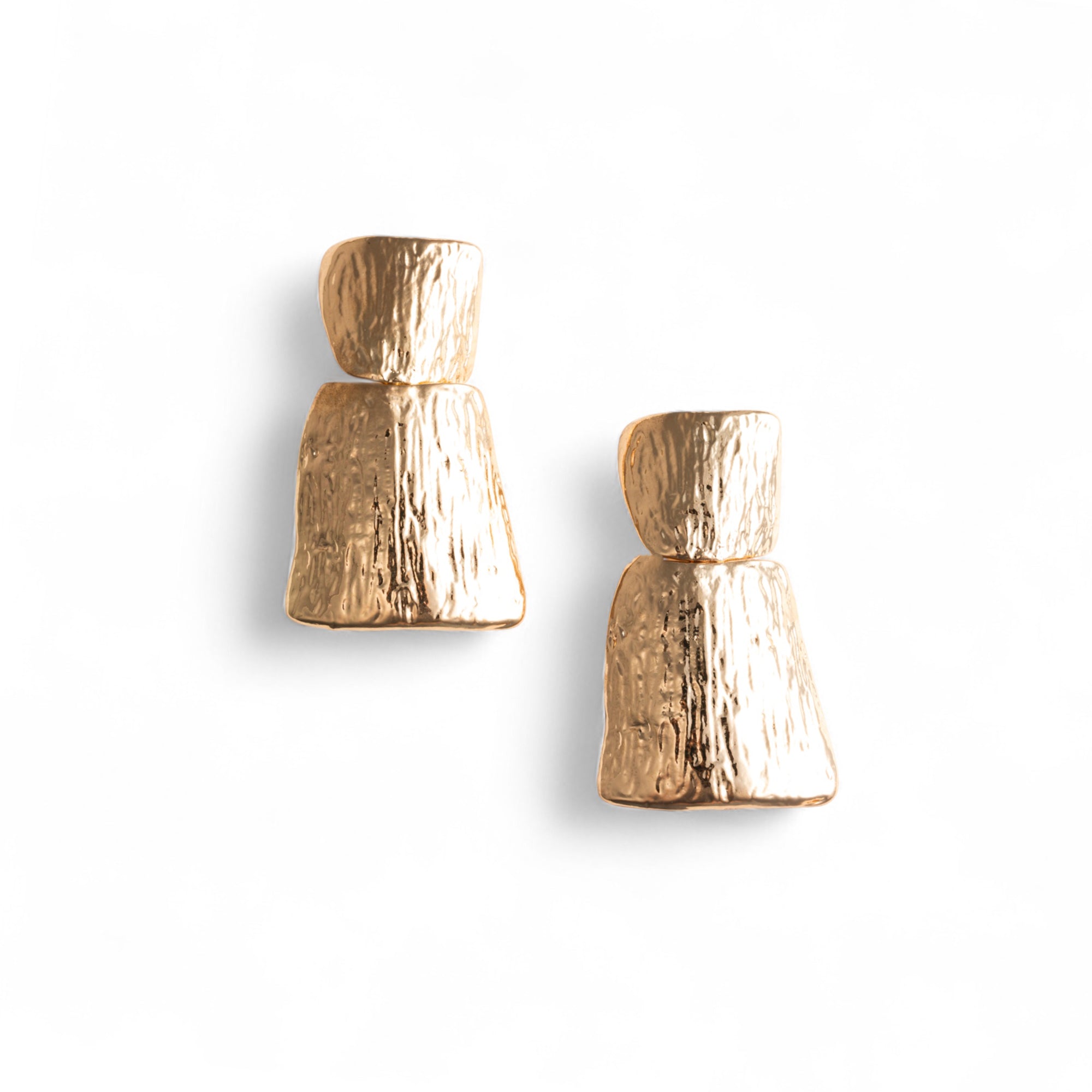 Orecchini pendenti in metallo graffiato - Mya Accessories