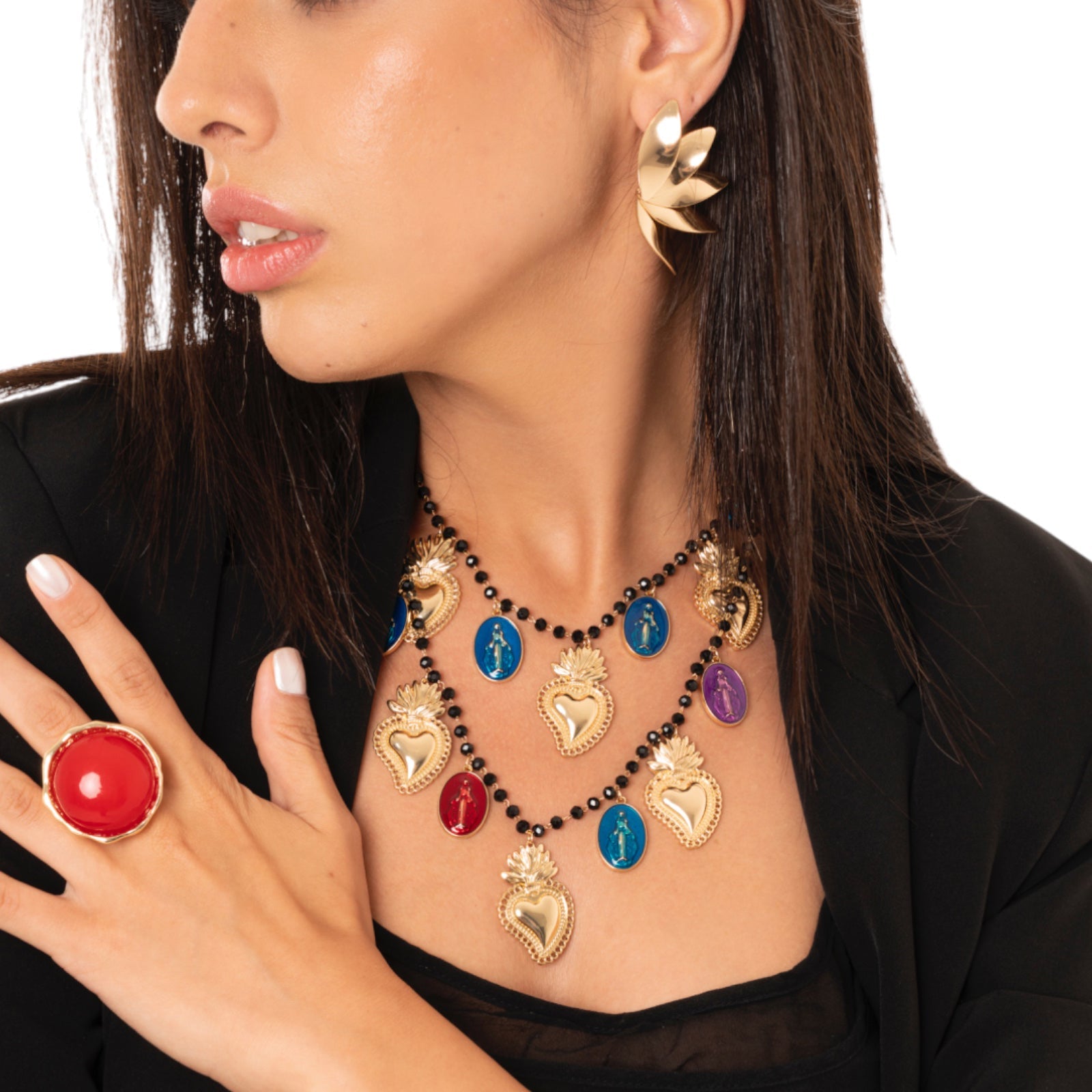 Collana a due fili con pietre in vetro nere e charms pendenti in metallo con cuori sacri - Mya Accessories