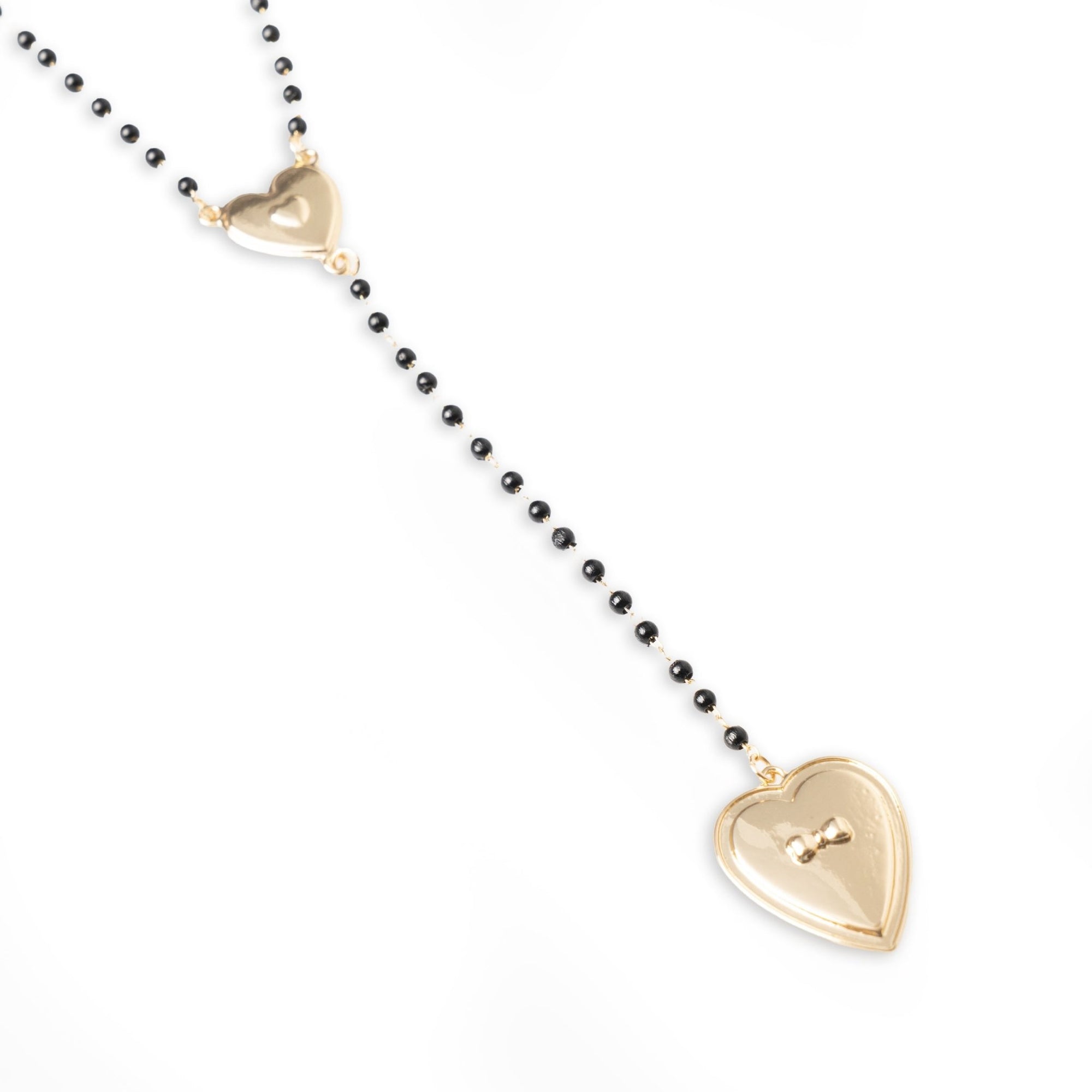 Collana a rosario con pietre in acrilico nere e pendente a cuore in metallo - Mya Accessories