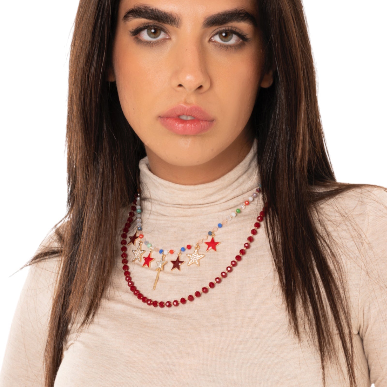 Collana a due fili con pietre in vetro rosse e multicolore con stelline pendenti - Mya Accessories