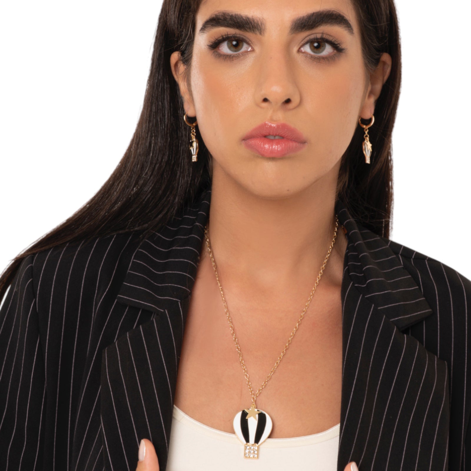 Collana girocollo a catena sottile con pendente a mongolfiera smaltata bianca e nera - Mya Accessories