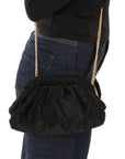 Borsa clutch in tessuto nero in tessuto nero con ricami a rilievo - Mya Accessories