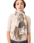 Sciarpa in cotone a fantasia floreale tono beige - Mya Accessories