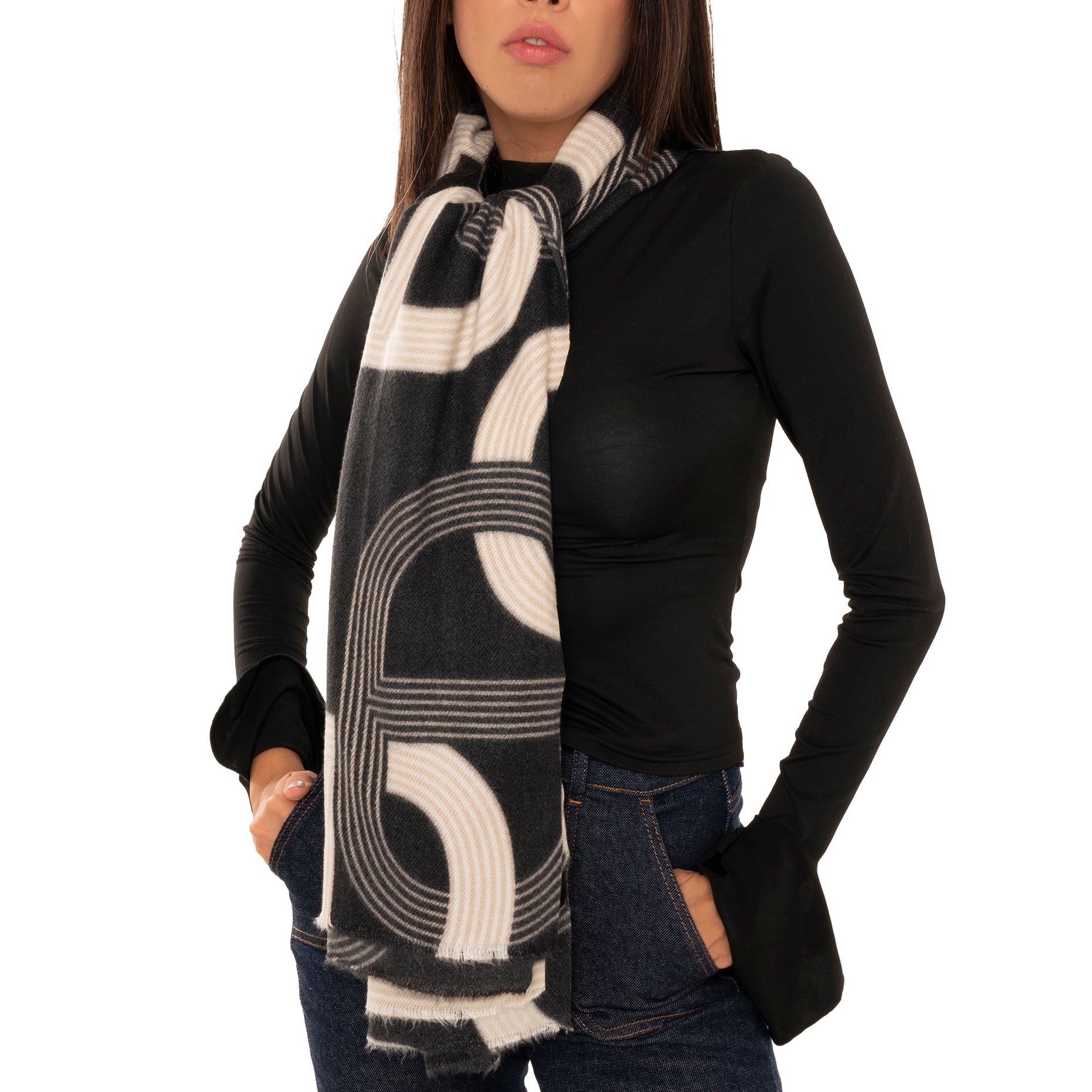 Sciarpa in lana nera con stampa geometrica bianca - Mya Accessories