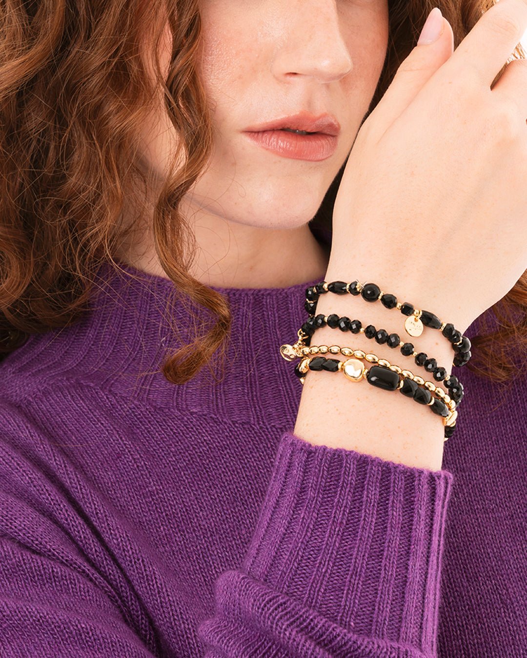 Bracciale elastico multi filo con pietre in vetro nere - Mya Accessories