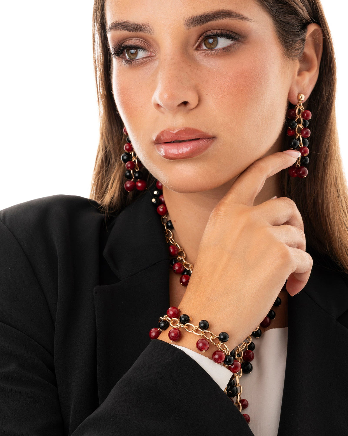 Bracciale a filo di catena con pietre pendenti in acrilico tono rosso e nero - Mya Accessories