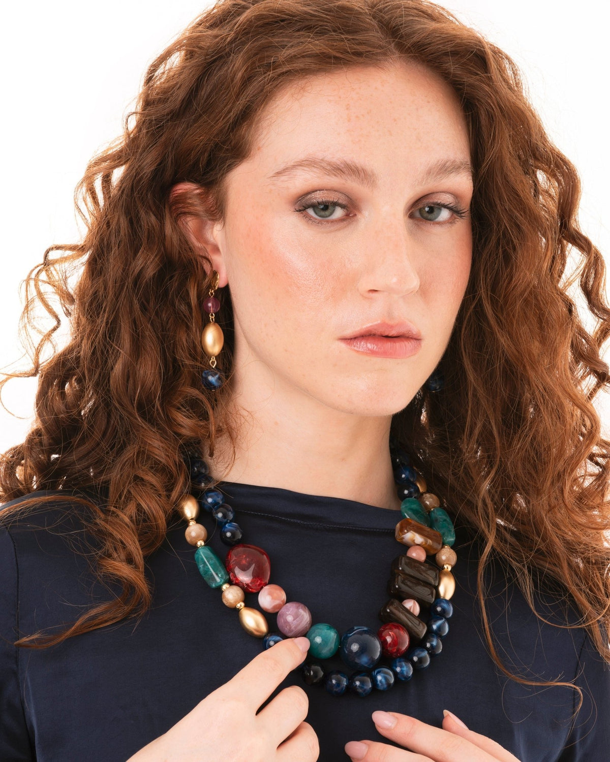 Collana a due fili con pietre in acrilico blu e viola - Mya Accessories