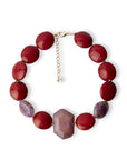 Collana girocollo con pietre grandi in acrilico tono rosso - Mya Accessories