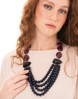 Collana multi filo con mix di pietre in resina ed acrilico tono blu e viola - Mya Accessories