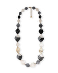 Collana lunga con pietre in acrilico a rombo tono bianco e nero
