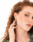 Orecchini pendenti a goccia con pietra dura verde - Mya Accessories