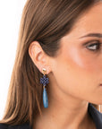 Orecchini pendenti in metallo con pietra in acrilico a goccia indaco - Mya Accessories