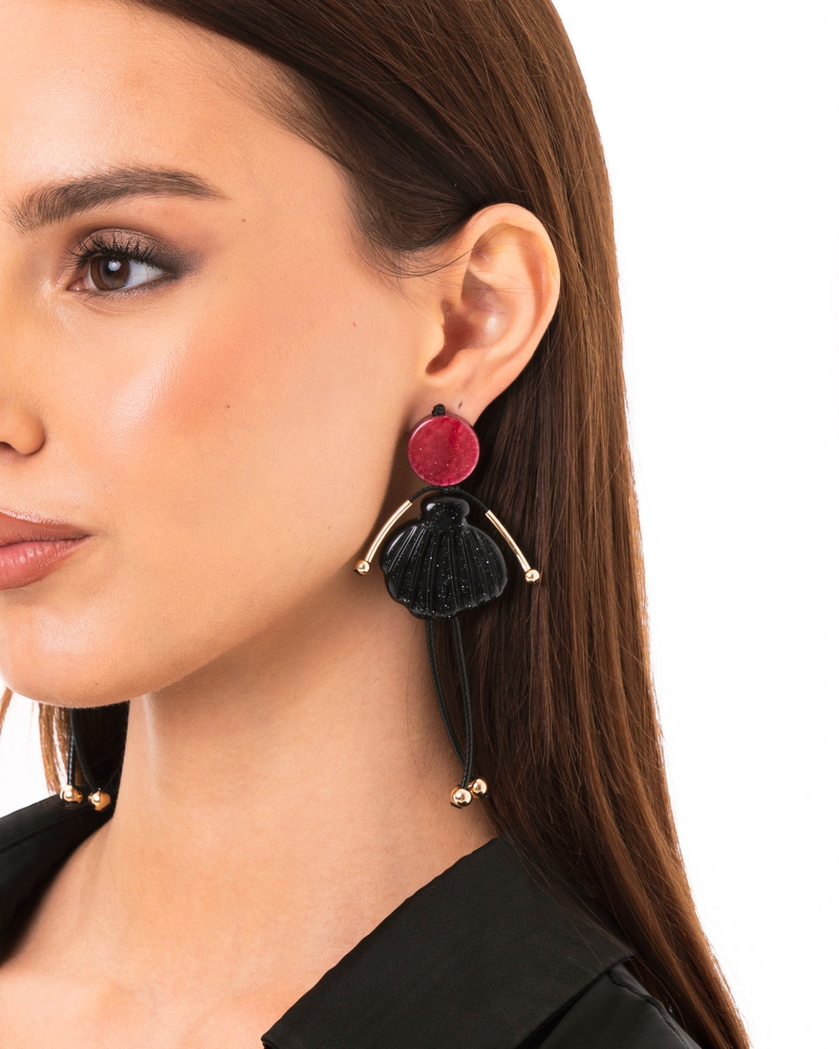 Orecchini pendenti con ballerina e tutù in acrilico nero - Mya Accessories