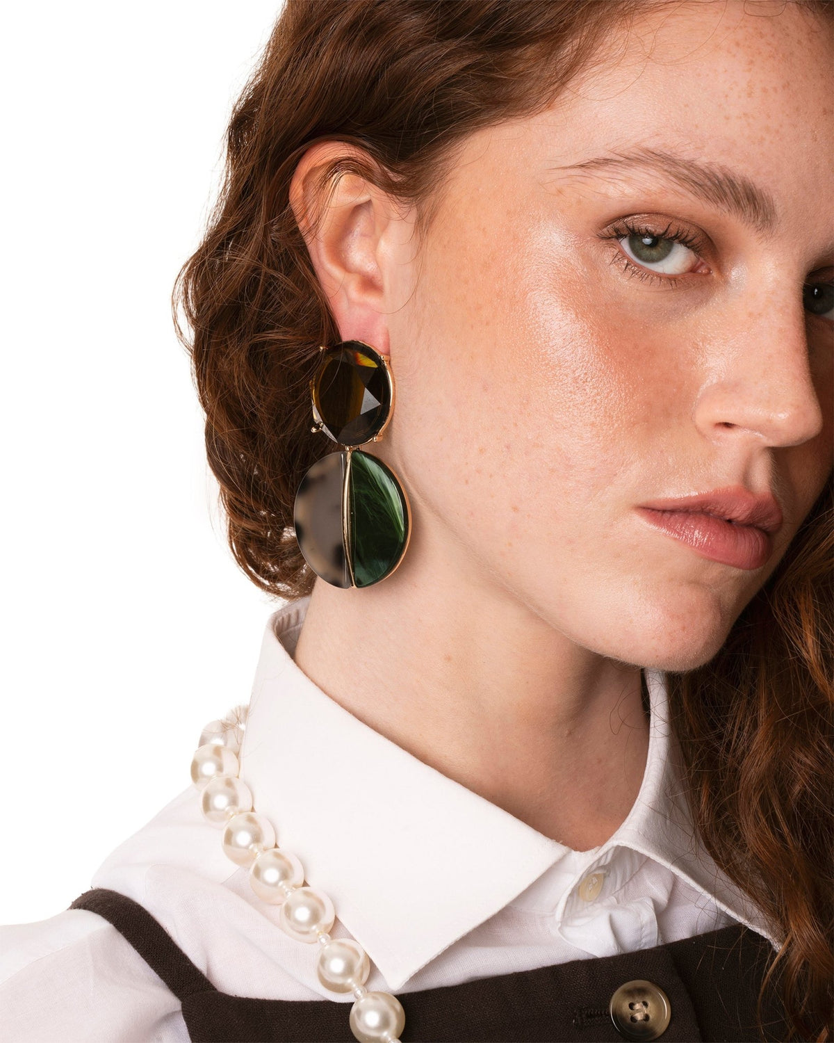 Orecchini pendenti con doppia pietra circolare in acrilico tono verde - Mya Accessories