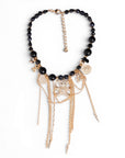 Collana girocollo con pietre nere in acrilico e charms pendenti - Mya Accessories