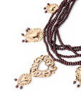 Collana multi fili con micro pietre in acrilico marrone e cuori sacri pendenti - Mya Accessories