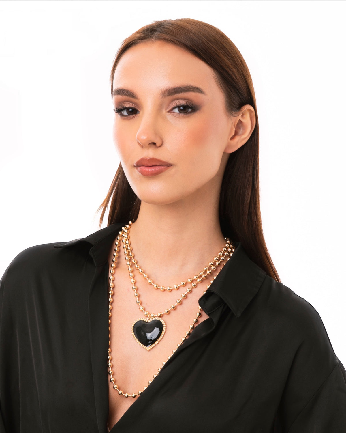 Collana girocollo multi fili con pendente a cuore in vetro nero - Mya Accessories