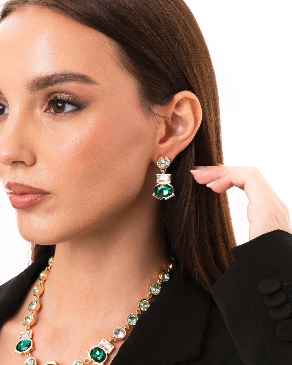 Orecchini pendenti in metallo con pietre in vetro verde - Mya Accessories