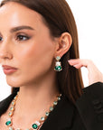 Orecchini pendenti in metallo con pietre in vetro verde - Mya Accessories