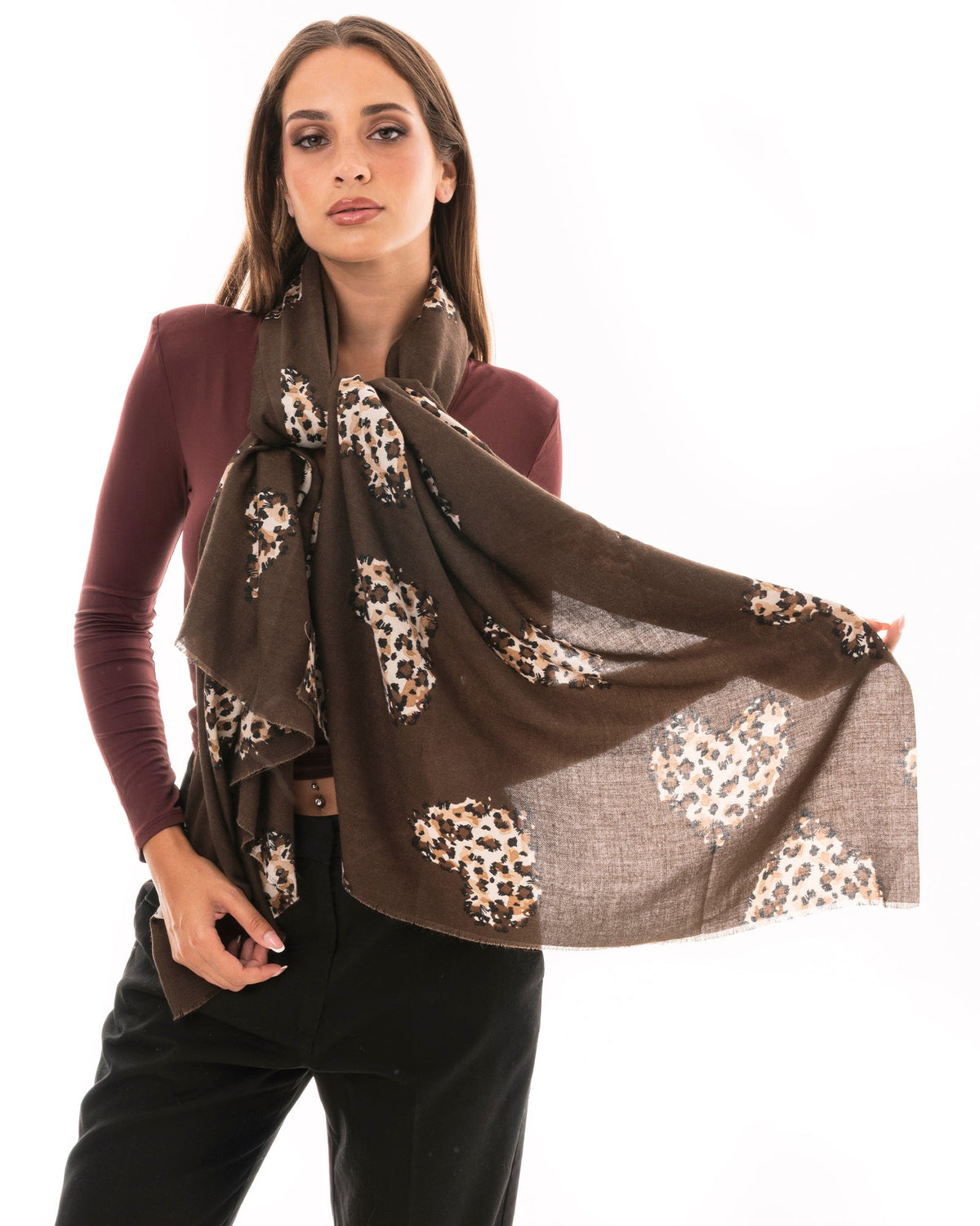 Sciarpa marrone con stampa a cuori maculati - Mya Accessories