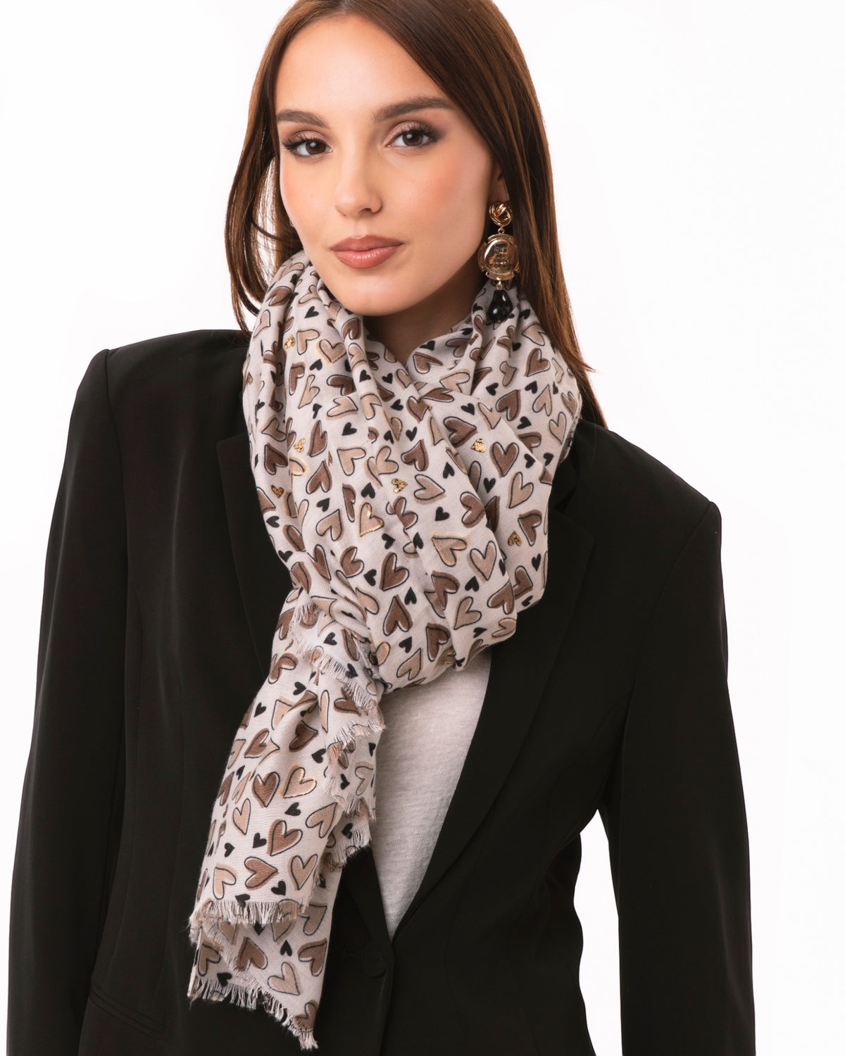 Sciarpa in cotone beige con stampa a cuori tono marrone